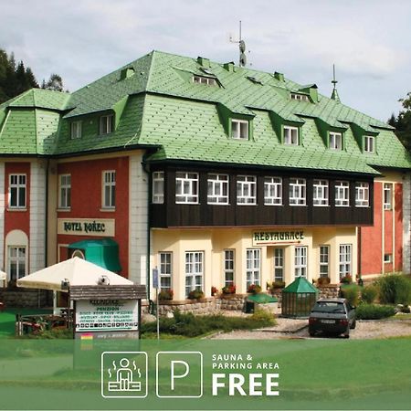 Hotel Horec ペツ・ポト・スニェシュコウ エクステリア 写真